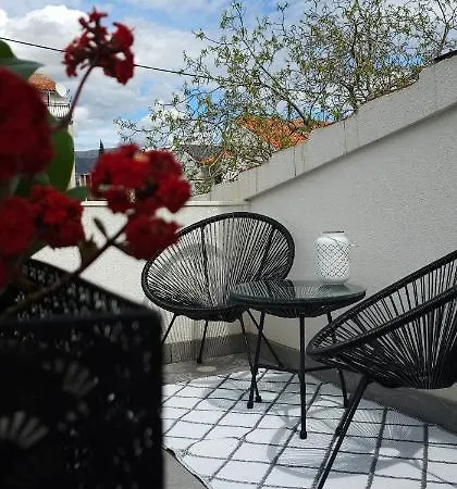 Apartman Fjaka * Split